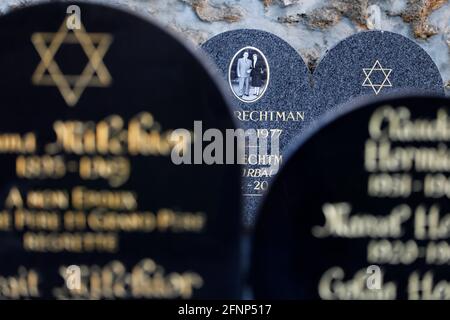 City of Paris cemetery, Bagneux, Hauts-de-Seine, France. Jewish graves Stock Photo