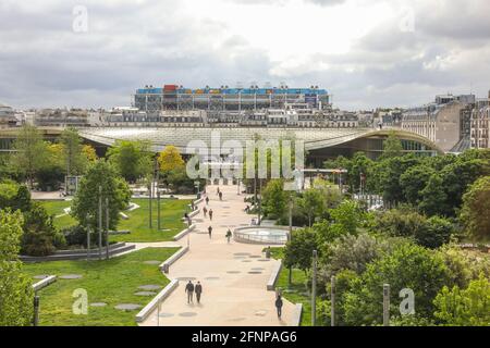 VIEW OF LES HALLES FROM THE BOURSE DE COMMERCE Stock Photo