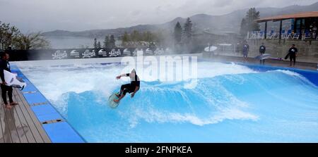 Lakeside Surf in Lake Chelan is the first facility in the United States to offer one of the largest stationary waves in the world. Built by the German Stock Photo