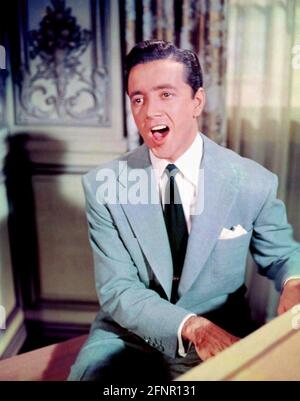 VIC DAMONE (1928-2018) American singer, film actor and TV presenter about 1960 Stock Photo