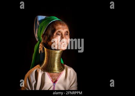 Long neck ladies of the Padaung or Kayan tribe. Panpet village in the Loikaw region of Myanmar