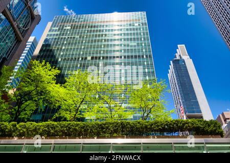 Lever House,is an historic landmark at 390 Park Avenue, NYC, USA  2021 Stock Photo