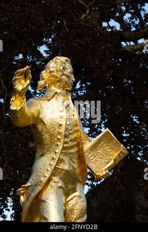Thomas Paine gold gilded statue holding the Rights of Man, regilded November 2020, Thetford, Norfolk. Stock Photo
