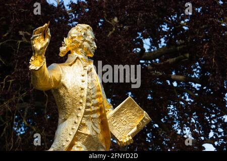 Thomas Paine gold gilded statue holding the Rights of Man, regilded November 2020, Thetford, Norfolk. Stock Photo