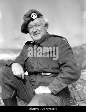 MORLAND GRAHAM in WHISKY GALORE ! 1949 director ALEXANDER MACKENDRICK novel Compton Mackenzie screenplay Compton Mackenzie and Angus MacPhail producer Michael Balcon An Ealing Studios production / General Film Distributors (GFD) Stock Photo