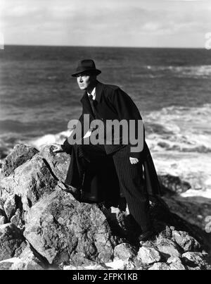 HENRY MOLLISON in WHISKY GALORE ! 1949 director ALEXANDER MACKENDRICK novel Compton Mackenzie and Angus MacPhail producer Michael Balcon An Ealing Studios production / General Film Distributors (GFD) Stock Photo