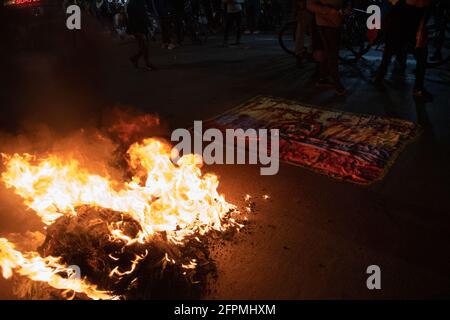 Bogota, Cundinamarca, Colombia. 19th May, 2021. Demonstrations increase in Bogota on May 20, 2021 in the context of a national strike in Colombia against the tax reform and the government of Ivan Duque. Credit: Daniel Romero/LongVisual/ZUMA Wire/Alamy Live News Stock Photo