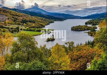 Queen's View over Loch Tummel in Autumn colour, with Schiehallion mountain peak in the distance, Perthshire, Scotland, United Kingdom Stock Photo