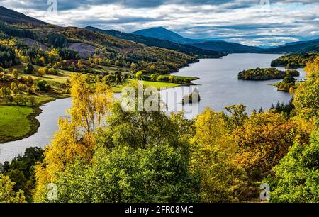 Queen's View over Loch Tummel in Autumn colour, with Schiehallion mountain peak in the distance, Perthshire, Scotland, United Kingdom Stock Photo