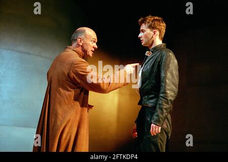 Juliet Rsc Stage Performance l-r: Des McAleer (Friar Lawrence), David Tennant (Romeo) in ROMEO AND ...