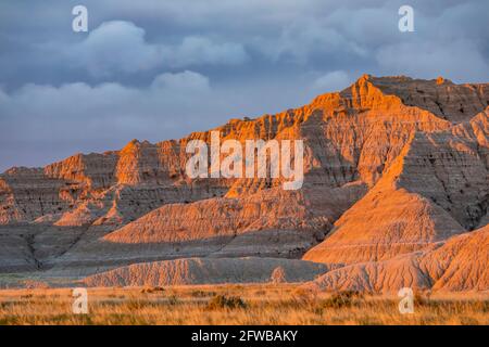 Sunrise light on the formations of Toadstool Geologic Park, Oglala National Grassland, Nebraska, USA Stock Photo