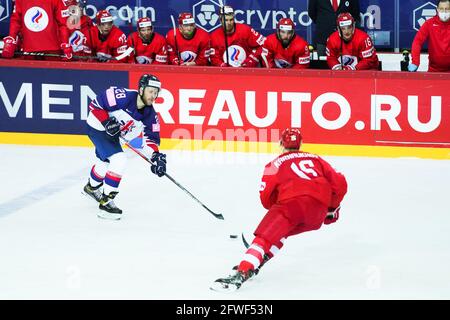 Riga, Olympic Sports Centre, Great, UK. 22nd May, 2021. vs Russia (2021 IIHF Ice Hockey World Championship), #28 Ben Oconnor (Great Britain) shooting (Switzerland/Croatia OUT) Credit: SPP Sport Press Photo. /Ģ����ý Live News Stock Photo