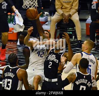 Dallas Mavericks forward Maxi Kleber (42) passes the ball in the second ...