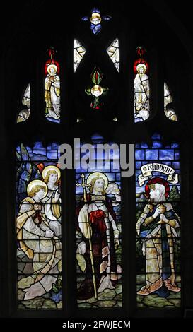 Stained glass window by Percy Bacon & Brothers depicting, the appearance of Christ to Mary Magdalene, St Andrew's Church, Leigh, Dorset Stock Photo