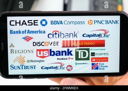 American banks logos on the screen of cell phone, May 2021, San Francisco, USA Stock Photo