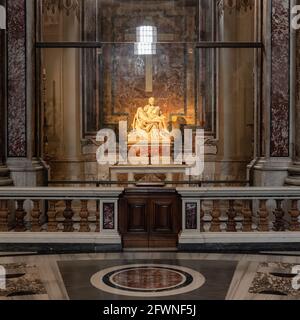 La Pieta sculpture by Michelangelo Buonarroti, inside St. Peter's Basilica in Vatican Stock Photo