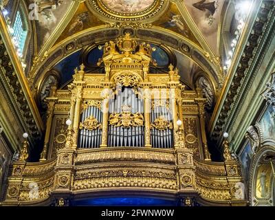 Pipe organ in Pontifical Shrine of the Blessed Virgin of the Rosary of Pompei - Italy Stock Photo