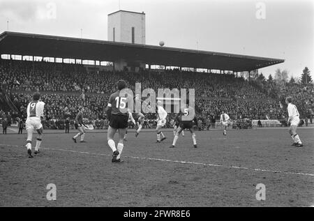 Nec against Ajax 1-3 (KNVB cup); game moments, 12 October 1975, sport,  soccer, The Netherlands, 20th century press agency photo, news to remember,  documentary, historic photography 1945-1990, visual stories, human history  of