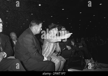 New building complex Water Cycle Laboratory at Delft opened by Queen Juliana by pressing a button, Her Majesty points, right Minister Westerterp, May 22, 1973, queens, laboratories, openings, The Netherlands, 20th century press agency photo, news to remember, documentary, historic photography 1945-1990, visual stories, human history of the Twentieth Century, capturing moments in time Stock Photo