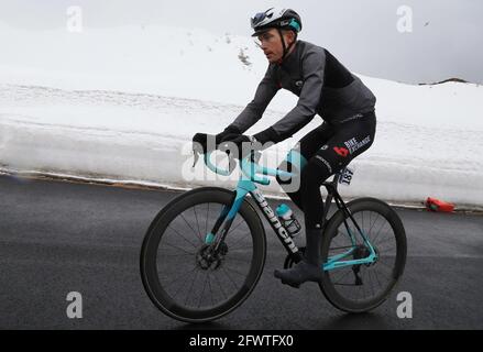 Giau Pass, Italy. 24th May, 2021. Giro d'Italia, Tour of Italy, route stage 16, Sacile to Cortina d'Ampezzo ; 187 SCHULTZ Nicholas AUS Credit: Action Plus Sports/Alamy Live News Stock Photo