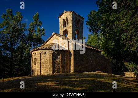 Sant Sadurní de Rotgers Hermitage, near Borredà (Berguedà, Catalonia, Spain, Pyrenees) ESP: Ermita de Sant Sadurní de Rotgers, cerca de Borredà Stock Photo