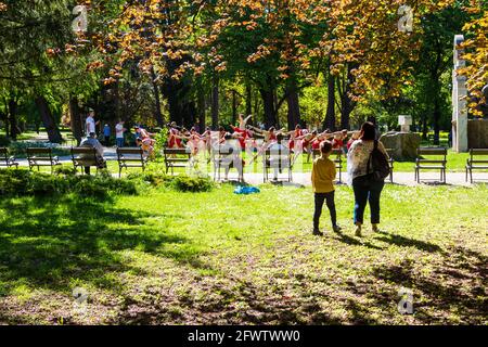 Dirty Dance Sopron group of modern dancers practicing new video clip in Erzsebet kert (Elisabeth park), Sopron, Hungary Stock Photo