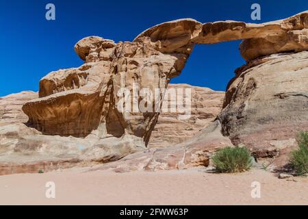 Burdah rock bridge in Wadi Rum desert, Jordan Stock Photo