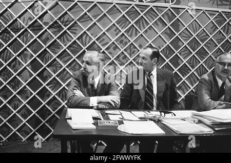 14 march 1975 Black and White Stock Photos & Images - Alamy