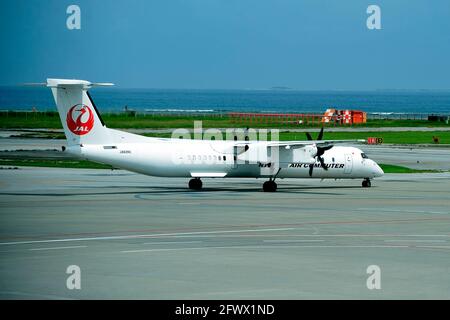 Ryukyu Air Commuter, RAC, De Havilland Canada Dash 8, DHC-8-200, JA82RC, Taxiing, For Departure, Naha Airport, Okinawa, Japan
