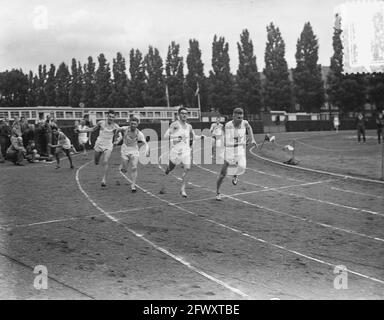 Athletics games for Prins Bernhard Beker Amsterdam, August 23, 1953, athletics games, The Netherlands, 20th century press agency photo, news to rememb Stock Photo