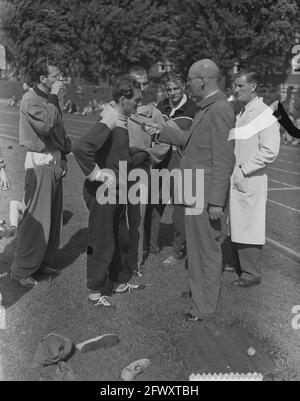 Athletics games for Prins Bernhard Beker Amsterdam, August 23, 1953, athletics games, The Netherlands, 20th century press agency photo, news to rememb Stock Photo