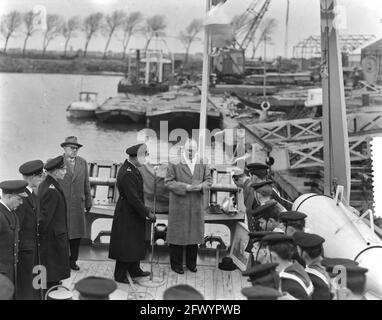 Transfer of commissioning coastal minesweeper Drachten from shipyard NV Niestern, shipbuilding union at Hellevoetsluis, 27 January 1956, Transfers, The Netherlands, 20th century press agency photo, news to remember, documentary, historic photography 1945-1990, visual stories, human history of the Twentieth Century, capturing moments in time Stock Photo