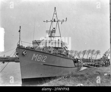 Transfer of commissioning coastal minesweeper Drachten from the shipyard NV Niestern, shipbuilding union at Hellevoetsluis, 27 January 1956, Transfers, The Netherlands, 20th century press agency photo, news to remember, documentary, historic photography 1945-1990, visual stories, human history of the Twentieth Century, capturing moments in time Stock Photo