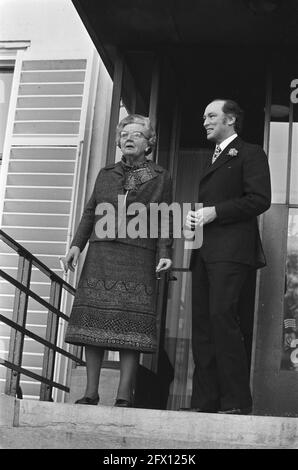 Queen Juliana receives Prime Minister Trudeau of Canada at Soestdijk Palace, February 27, 1975, queens, prime ministers, palaces, The Netherlands, 20th century press agency photo, news to remember, documentary, historic photography 1945-1990, visual stories, human history of the Twentieth Century, capturing moments in time Stock Photo