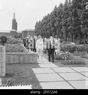 Queen Juliana at the Floriade in Rotterdam. In the background Museum Boijmans van Beuningen, July 20, 1960, Queens, The Netherlands, 20th century press agency photo, news to remember, documentary, historic photography 1945-1990, visual stories, human history of the Twentieth Century, capturing moments in time Stock Photo