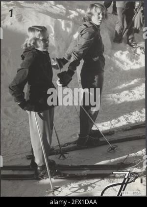 royal house, princesses, winter sports, skiing, Beatrix, princess, Irene, princess, Sankt Anton am Arlberg, September 17, 1957, royal house, princesses, skiing, winter sports, The Netherlands, 20th century press agency photo, news to remember, documentary, historic photography 1945-1990, visual stories, human history of the Twentieth Century, capturing moments in time Stock Photo