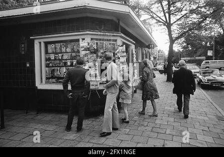 Newspaper and magazine kiosk on the Rembrandtplein Amsterdam, which is going to disappear, September 26, 1969, kiosks, The Netherlands, 20th century press agency photo, news to remember, documentary, historic photography 1945-1990, visual stories, human history of the Twentieth Century, capturing moments in time Stock Photo