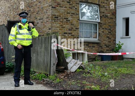 London (UK), 25 May 2021: Police forensics examine the house on Copeland Road in Peckham where (or near where) civil Rights activist Sasha Johnson was Stock Photo