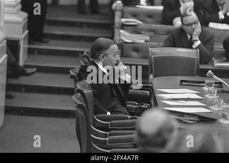 Debate in House of Representatives on possible excesses in military actions in Indonesia in the years 1941 1948 minister president de Jong left alone, 25 March 1969, Debates, government tables, The Netherlands, 20th century press agency photo, news to remember, documentary, historic photography 1945-1990, visual stories, human history of the Twentieth Century, capturing moments in time Stock Photo