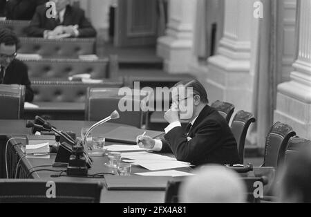 Debate in House of Representatives on possible excesses in military actions in Indonesia in the years 1941 1948 Minister President de Jong left alone, 25 March 1969, Debates, Government tables, The Netherlands, 20th century press agency photo, news to remember, documentary, historic photography 1945-1990, visual stories, human history of the Twentieth Century, capturing moments in time Stock Photo