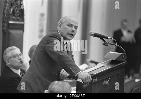 Debate in the Lower House on possible excesses in military actions in Indonesia in the years 1941 1948 nos. 19, 20, 21: den Uyl a/h woord, no. 22&#160;:, 25 March 1969, Debates, The Netherlands, 20th century press agency photo, news to remember, documentary, historic photography 1945-1990, visual stories, human history of the Twentieth Century, capturing moments in time Stock Photo