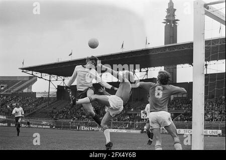 fc-amsterdam-against-fc-den-