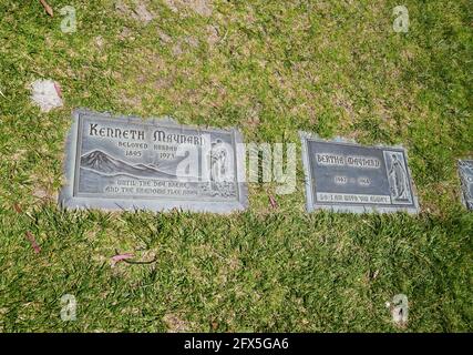 Cypress, California, USA 24th May 2021 A general view of atmosphere of actor Kenneth Maynard's Grave, aka Ken Maynard and wife Bertha Maynard's Grave at Forest Lawn Cypress Memorial Park on May 24, 2021 in Cypress, California, USA. Photo by Barry King/Alamy Stock Photo Stock Photo