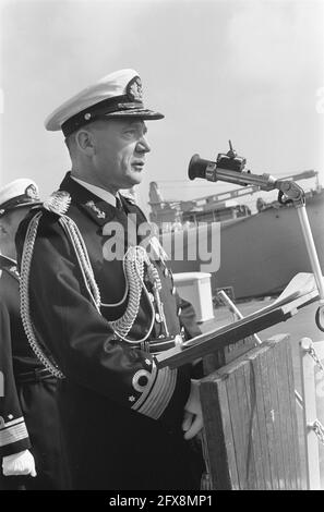 Transfer of command aboard Hr. Ms. De Ruyter in Den Helder from squadron of Rear Admiral E. Roest to Rear Admiral P. J. F. van der Meer Mohr, March 24, 1972, Navy, officers, The Netherlands, 20th century press agency photo, news to remember, documentary, historic photography 1945-1990, visual stories, human history of the Twentieth Century, capturing moments in time Stock Photo