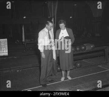 Skittles competitions, 1949, skittles competitions, The Netherlands, 20th century press agency photo, news to remember, documentary, historic photography 1945-1990, visual stories, human history of the Twentieth Century, capturing moments in time Stock Photo