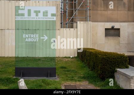 Entrance sign of museum of architecture (Cite de l'Architecture et du Patrimoine). Palais de Chaillot at Place du Trocadero. PARIS, FRANCE. April 24, Stock Photo