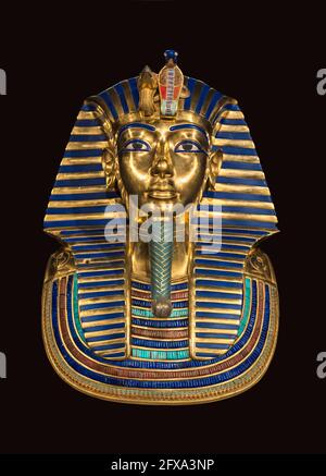 Replica of the burial mask of egyptian pharaoh tutankhamun Stock Photo