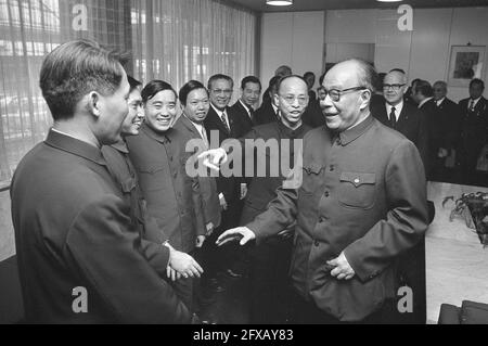 First Ambassador of People's Republic of China to the Netherlands arrives at Schiphol Airport, Ambassador Hao Te Ching and ande Chinese make acquaintance, November 2, 1972, ambassadors, The Netherlands, 20th century press agency photo, news to remember, documentary, historic photography 1945-1990, visual stories, human history of the Twentieth Century, capturing moments in time Stock Photo