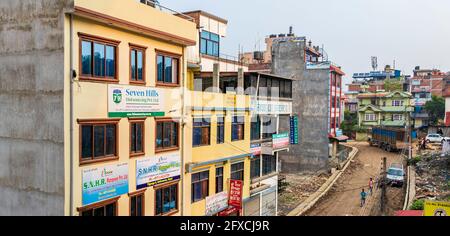 Kathmandu Nepal 21. Mai 2018 Colorful dirty and dusty street and area in Sinamangal, Kathmandu, Nepal. Stock Photo