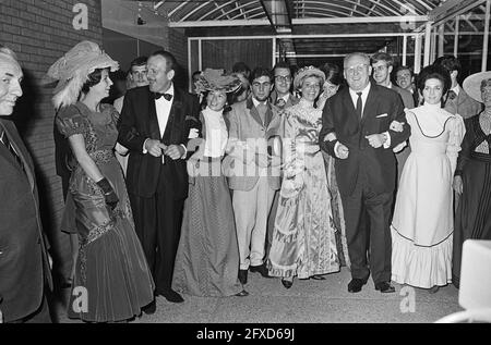 Premiere in cinema Du Midi of the film Crazy guys in their flying crates (English title Those Magnificent Men in Their Flying Machines). Gert Fröbe and Terry Thomas present at the premiere., July 15, 1965, actors, cinemas, movie stars, The Netherlands, 20th century press agency photo, news to remember, documentary, historic photography 1945-1990, visual stories, human history of the Twentieth Century, capturing moments in time Stock Photo